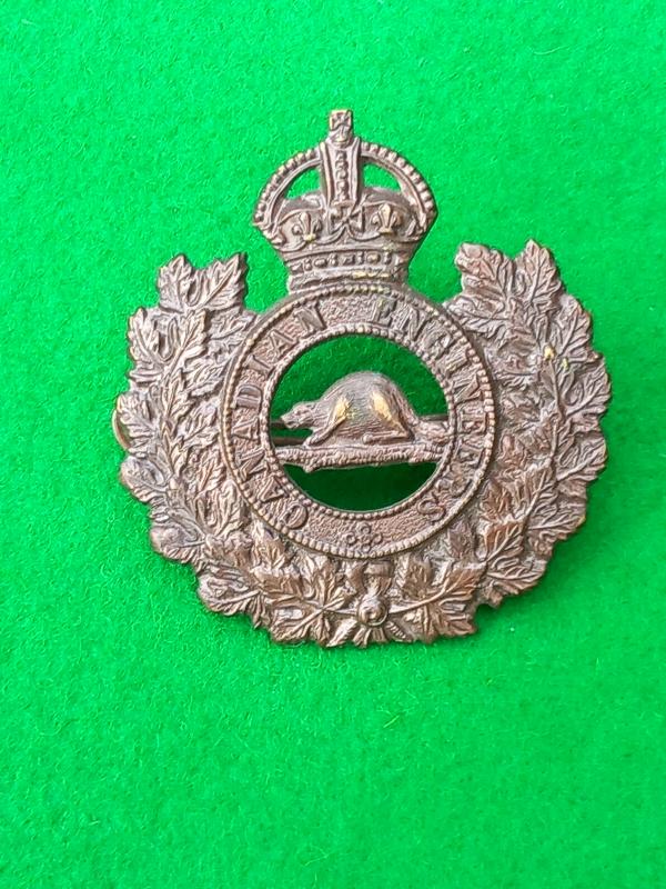 CANADIAN ENGINEERS CAPBADGE