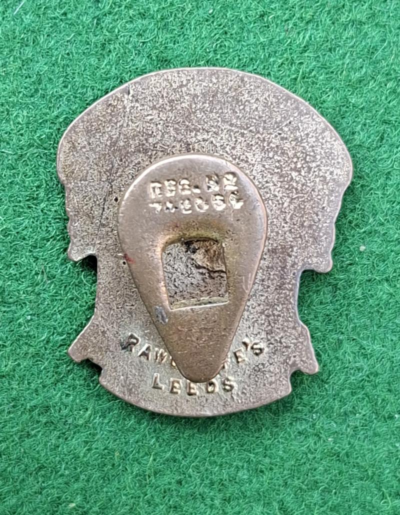 SCOTS REGIMENTAL ASSOCIATION OF YORKSHIRE OLD COMRADES BADGE