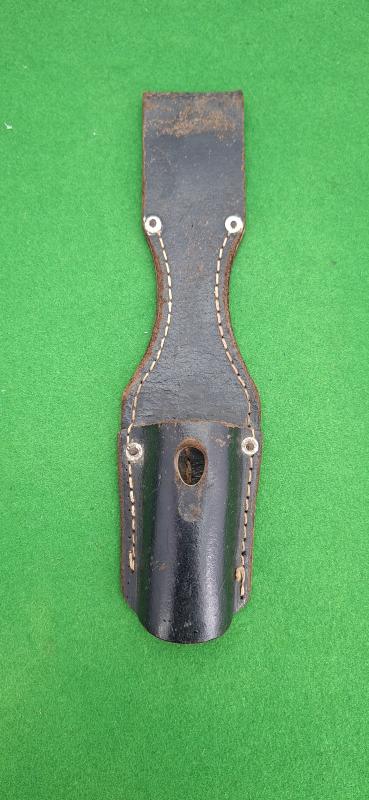 K98 LEATHER BAYONET FROG 1943