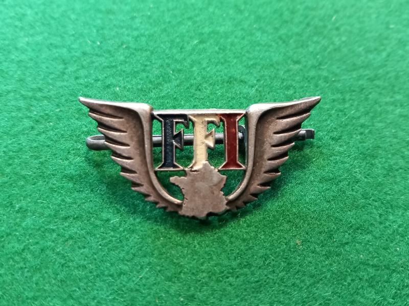 FREE FRENCH RESISTANCE  BADGE